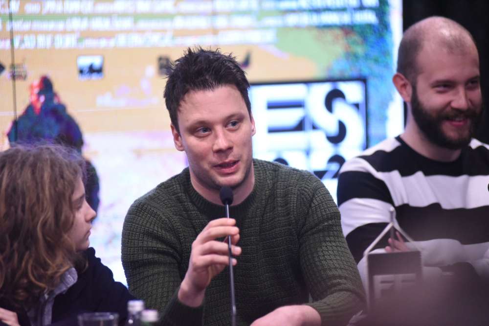 FEST intervju: Mladen Sovilj, HEROJI 